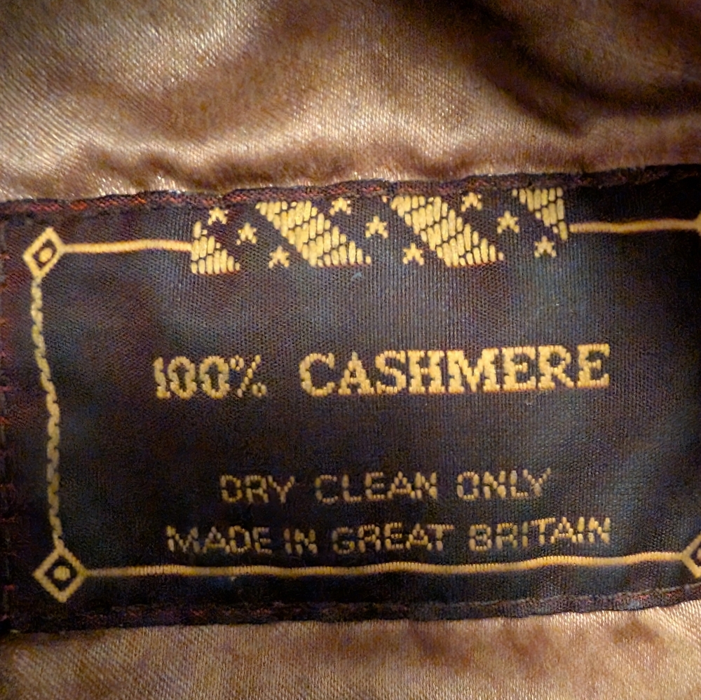 Vintage Red Cashmere Flat Cap Made In Great Britain - Picture 5 of 5